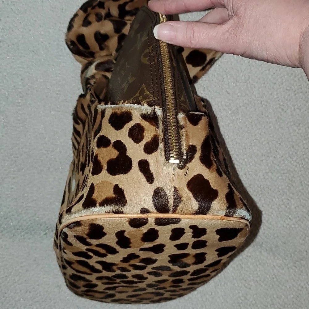 Louis Vuitton Monogram Alma Alaia Vintage Pony Hair Limited Edition - Picture 12 of 16